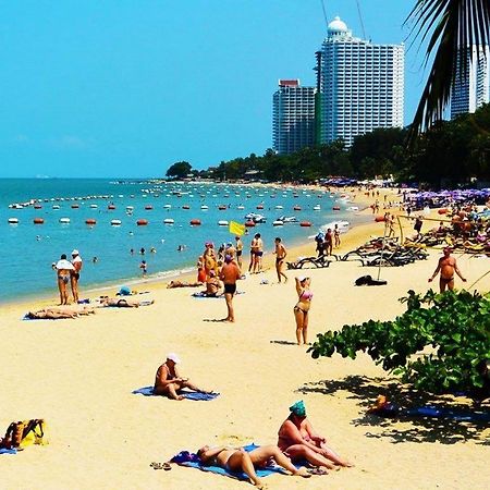 Punyapha Place Pattaya Εξωτερικό φωτογραφία