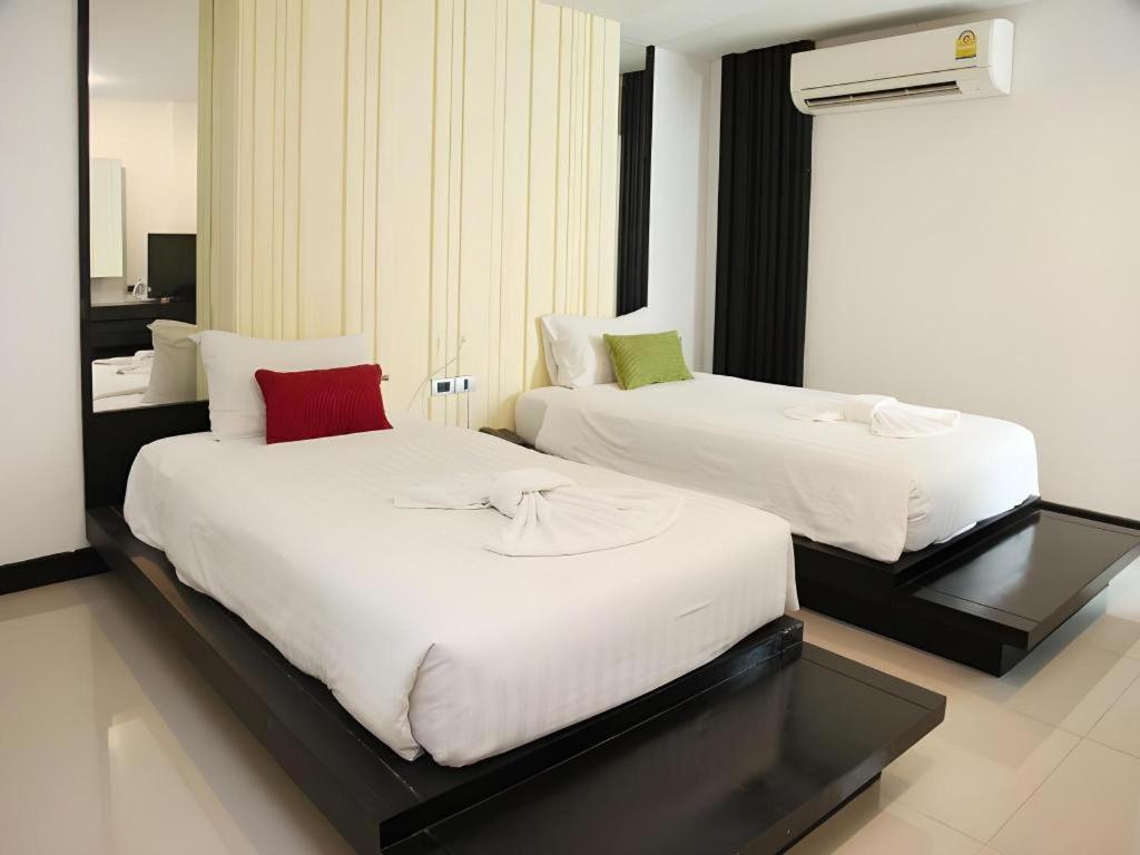Punyapha Place Pattaya Εξωτερικό φωτογραφία