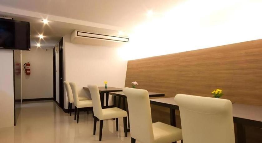 Punyapha Place Pattaya Εξωτερικό φωτογραφία