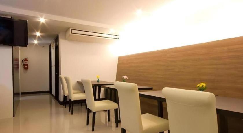 Punyapha Place Pattaya Εξωτερικό φωτογραφία
